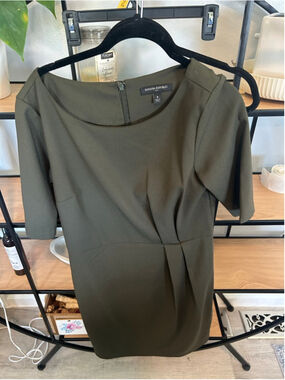 Women's Banana Republic Olive Green Dress Size 8
